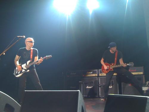 Check this out...Joe and Mr. Chad Smith on guitar. That was pretty awesome!